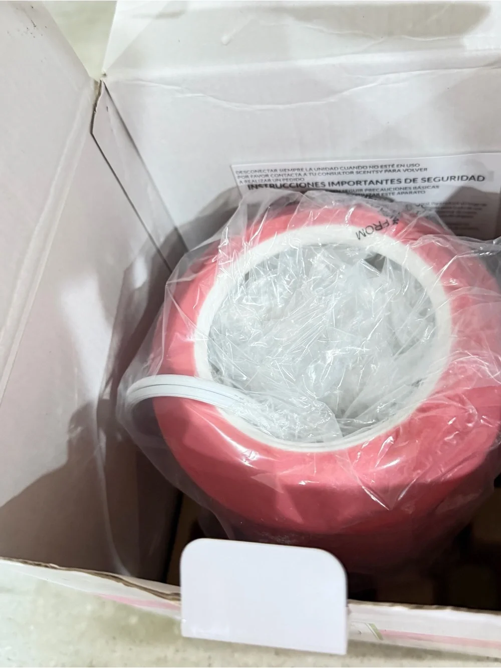 Scentsy Pink Ribbon Ceramic Warmer